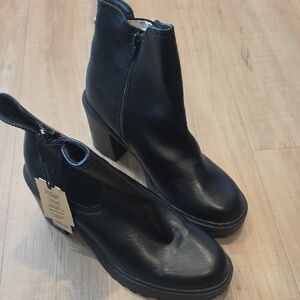 Madden NYC Black Boots